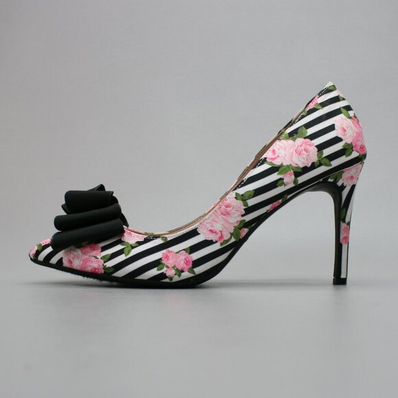 Betsey Johnson Ladies 9 Bret Roses Floral Stripes Ribbon Bow Heels Shoes Pumps - Picture 2 of 12